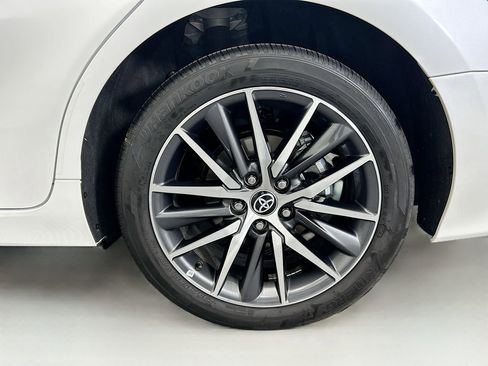 Used 2023 Toyota Camry XLE image 29