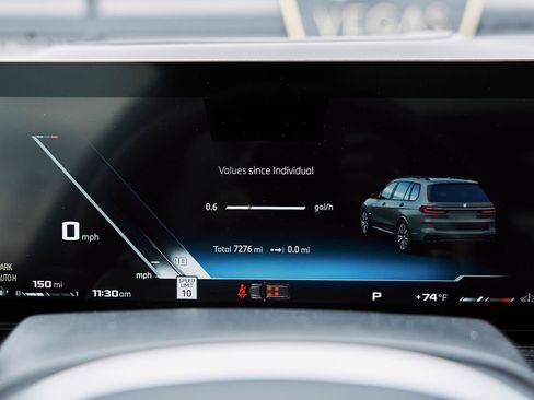 Used 2026 BMW X7 M60i AWD/4WD image 71