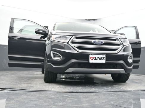 Used 2017 Ford Edge SEL w/ Equipment Group 201A AWD/4WD image 70