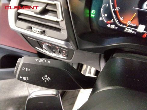 Used 2023 BMW X4 xDrive30i image 13