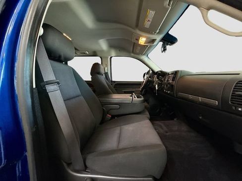Used 2013 Chevrolet Silverado 2500 LT w/ Interior Plus Package AWD/4WD image 25