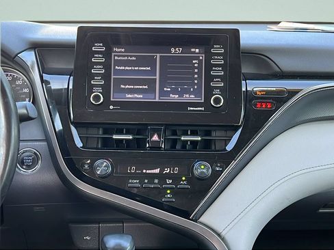 Used 2022 Toyota Camry SE w/ Convenience Package FWD image 13