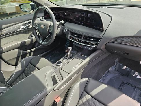 New 2026 Cadillac CT5 V w/ Technology Package AWD/4WD image 10