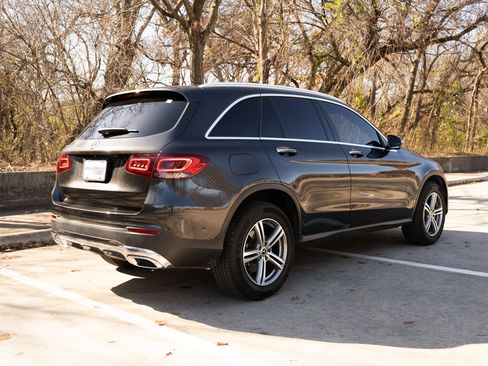 Used 2021 Mercedes-Benz GLC 300 300 image 9