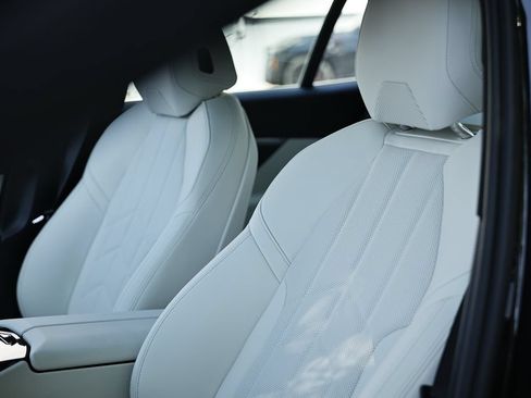 New 2027 BMW i5 eDrive40 RWD image 21