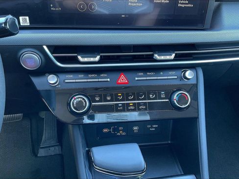 Used 2025 Hyundai Sonata SE image 15