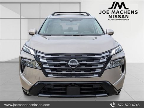 New 2026 Nissan Rogue Platinum w/ Platinum Premium Package image 8