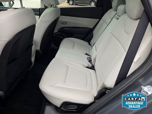Certified 2025 Hyundai Tucson Limited AWD/4WD image 17
