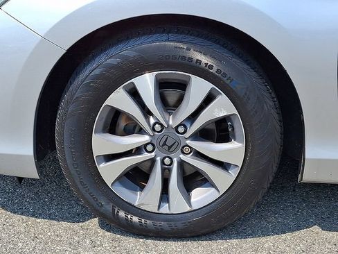 Used 2014 Honda Accord LX image 9