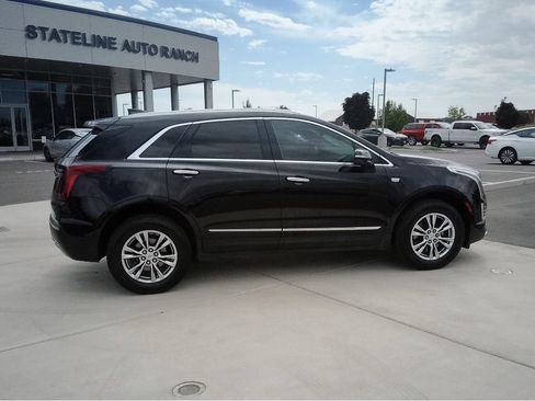 Used 2020 Cadillac XT5 Premium Luxury FWD image 2