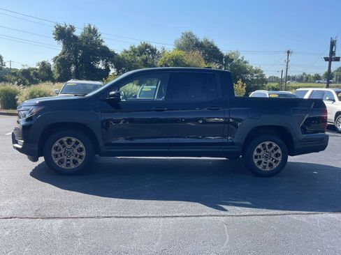 Used 2021 Honda Ridgeline Sport image 4