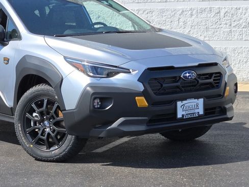 New 2026 Subaru Crosstrek 2.5i Wilderness w/ Crosstrek Mirror Package AWD/4WD image 2