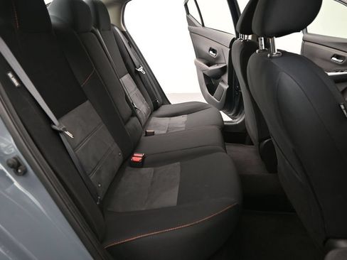 Used 2024 Nissan Sentra SR FWD image 8