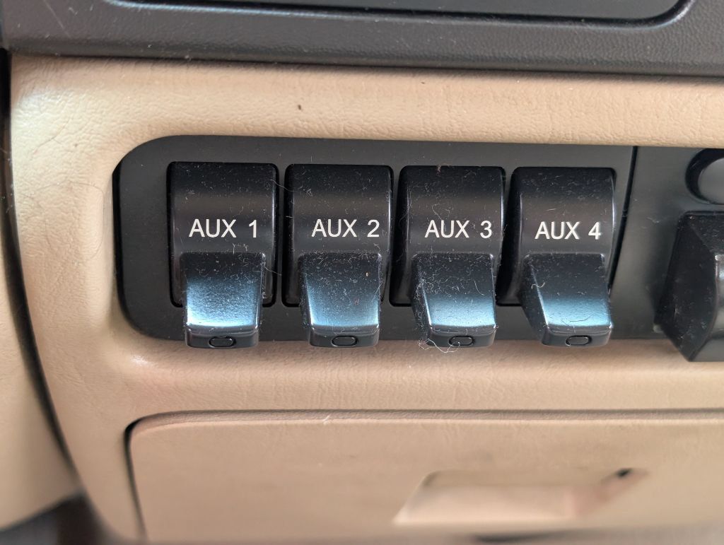 Used 2006 Ford F350 XLT AWD/4WD image 19