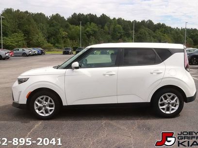 Certified 2024 Kia Soul LX w/ Option Group 015