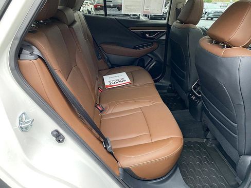 Used 2025 Subaru Outback Touring image 15