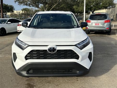 Used 2025 Toyota RAV4 LE image 2