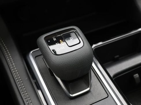 Used 2023 Nissan Pathfinder Platinum image 21