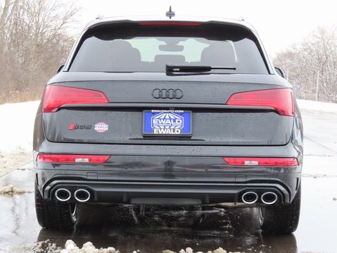 Used 2022 Audi SQ5 Prestige w/ Prestige Package image 15