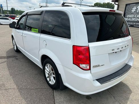 Used 2018 Dodge Grand Caravan SXT FWD image 7