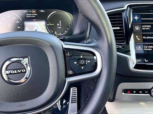 Used 2022 Volvo XC90 T8 R-Design w/ Advanced Package image 19