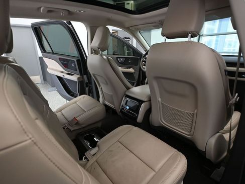 Used 2023 Lincoln Aviator Reserve image 47