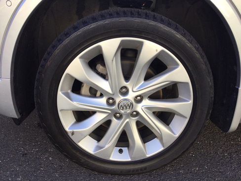 Used 2017 Buick Envision Premium w/ Driver Confidence Package image 31