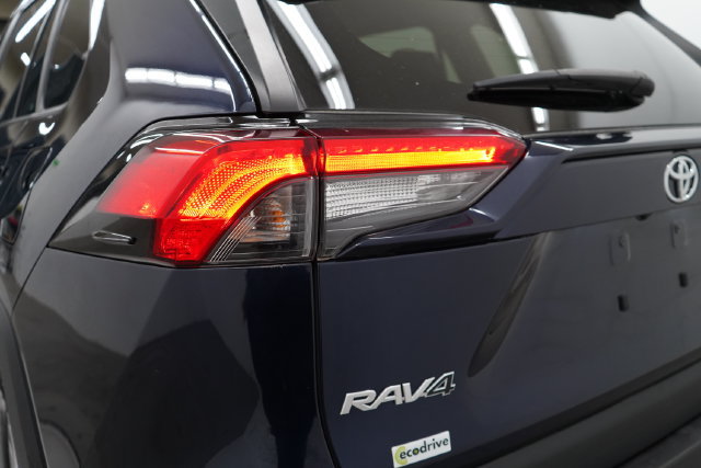 Used 2022 Toyota RAV4 XLE w/ Convenience Package AWD/4WD image 50