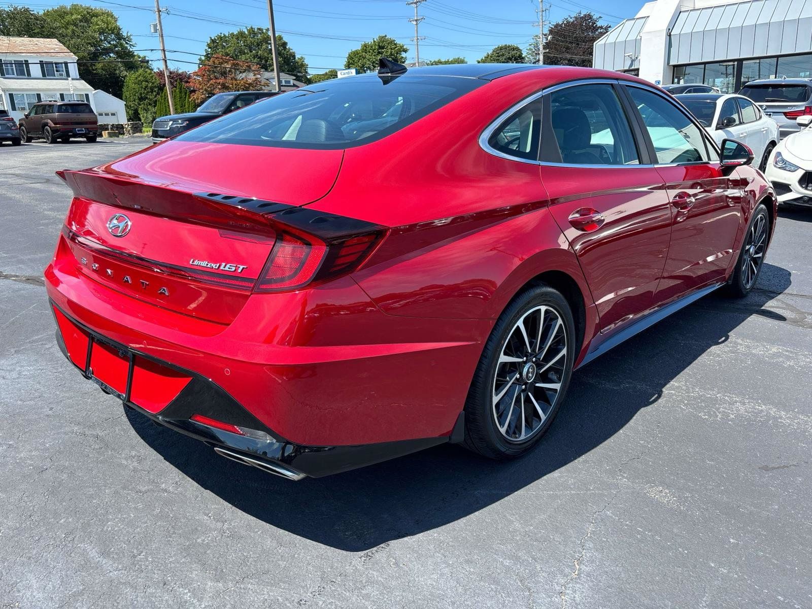 Used 2021 Hyundai Sonata Limited w/ Winter Weather Package FWD image 5
