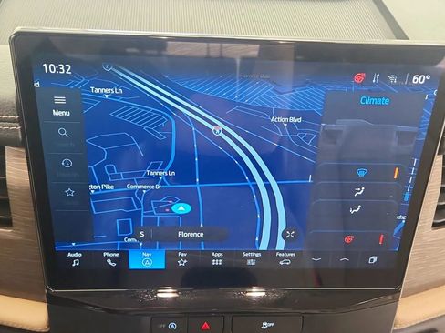 Used 2024 Ford Expedition Limited image 29