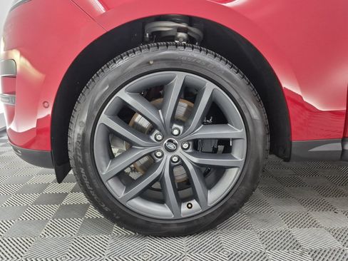 Used 2025 Land Rover Range Rover Sport SE AWD/4WD image 28