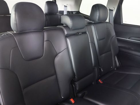 Used 2022 Kia Telluride LX AWD/4WD image 33