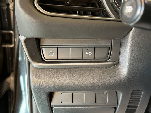 Used 2020 MAZDA CX-30 AWD w/ Select Package image 18