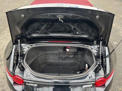 Used 2018 MAZDA MX-5 Miata Grand Touring image 14