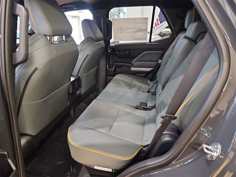 New 2026 Toyota 4Runner 4WD image 23