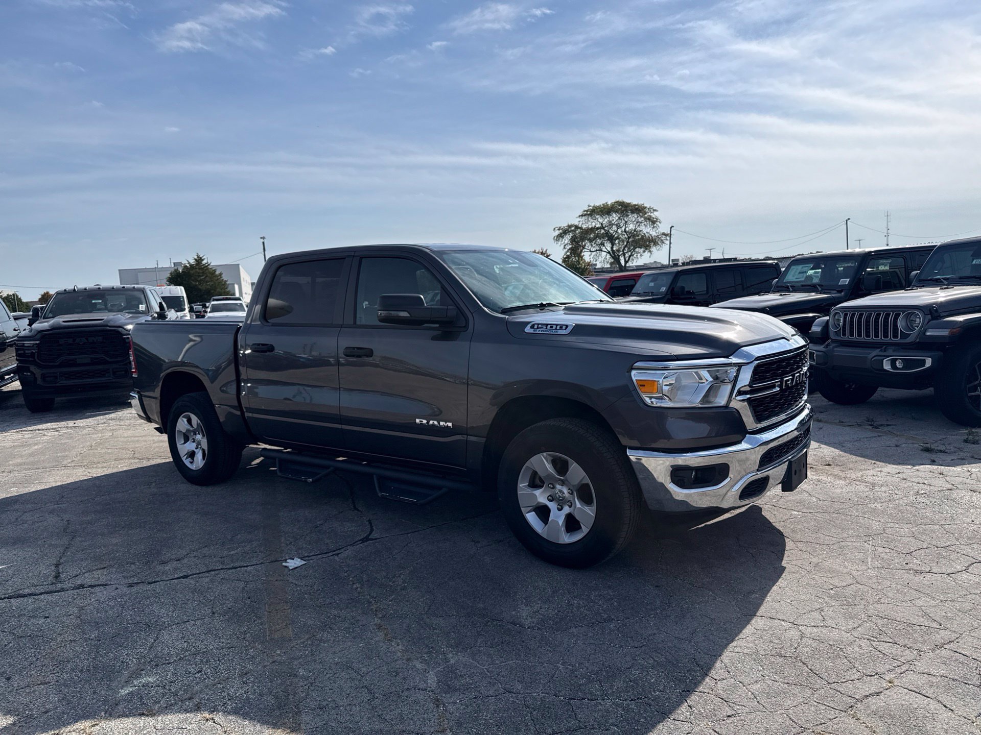 Used 2023 RAM 1500 Big Horn AWD/4WD image 4