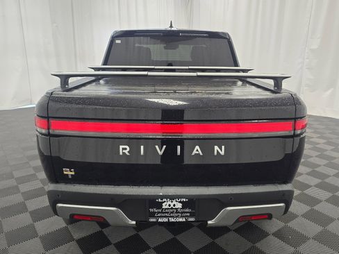 Used 2022 Rivian R1T Adventure image 5