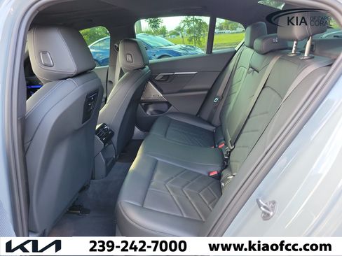 Used 2025 BMW i5 xDrive40 w/ M Sport Package AWD/4WD image 14