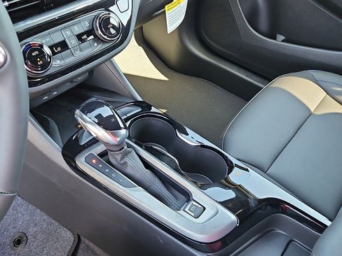 New 2026 Buick Envista Sport Touring w/ Convenience I Package FWD image 20
