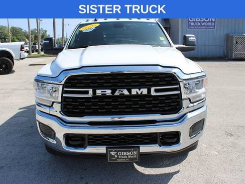 Used 2024 RAM 3500 SLT w/ Quick Order Package 2YG SLT AWD/4WD image 2