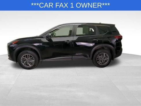 Used 2023 Nissan Rogue S AWD/4WD image 3