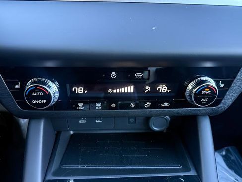 New 2026 Mitsubishi Outlander Trail Edition image 21