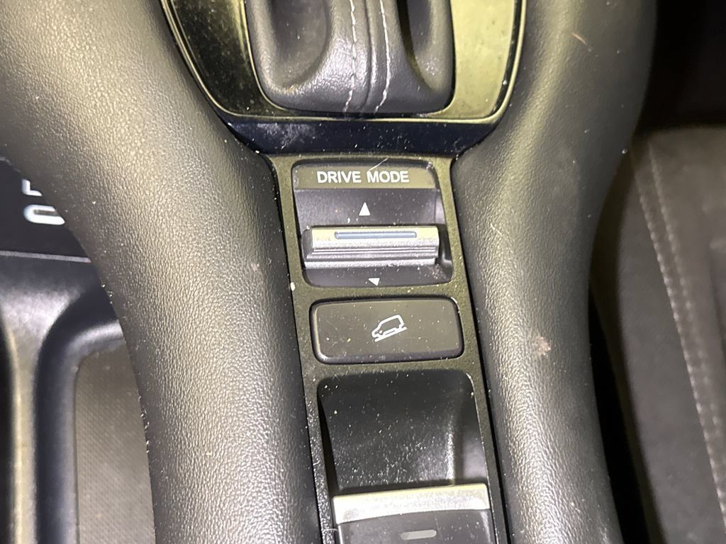 Used 2024 Honda HR-V LX image 26