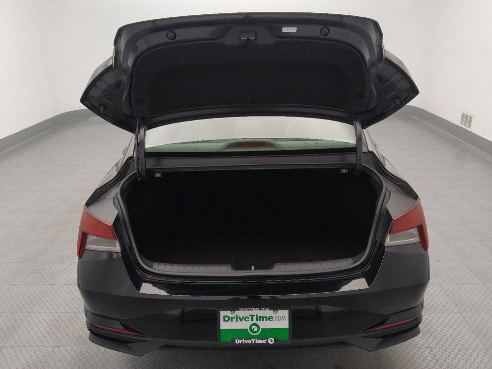 Used 2023 Hyundai Elantra SE FWD image 29