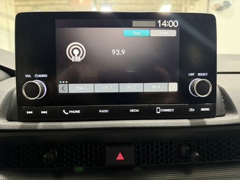 Used 2023 Honda CR-V Sport image 18