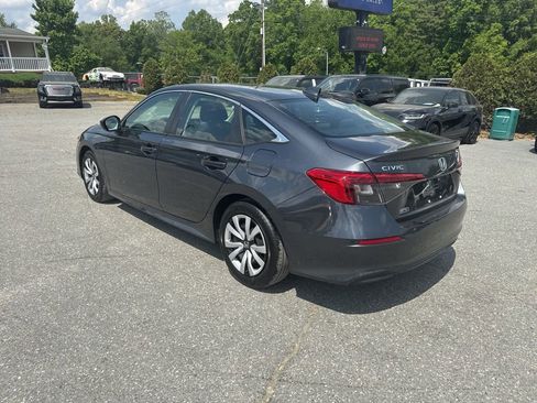 Used 2024 Honda Civic LX image 3