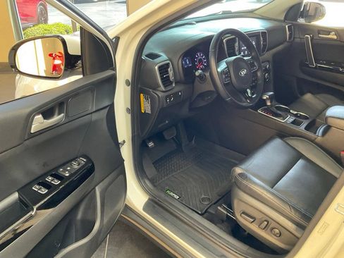 Used 2018 Kia Sportage EX w/ EX Premium Package AWD/4WD image 10