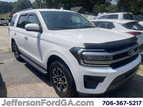 Used 2022 Ford Expedition XLT RWD image 1