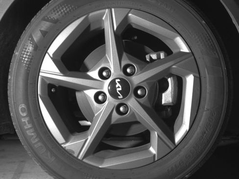 Used 2025 Kia K4 FWD image 13