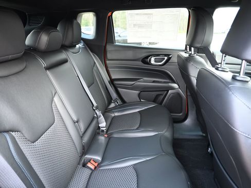New 2026 Jeep Compass Latitude image 22